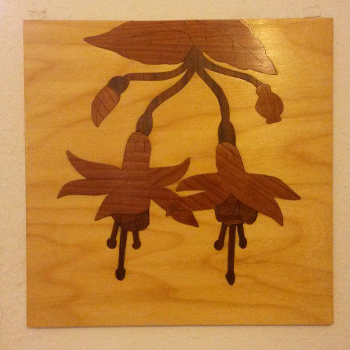 Flower intarsia thumb